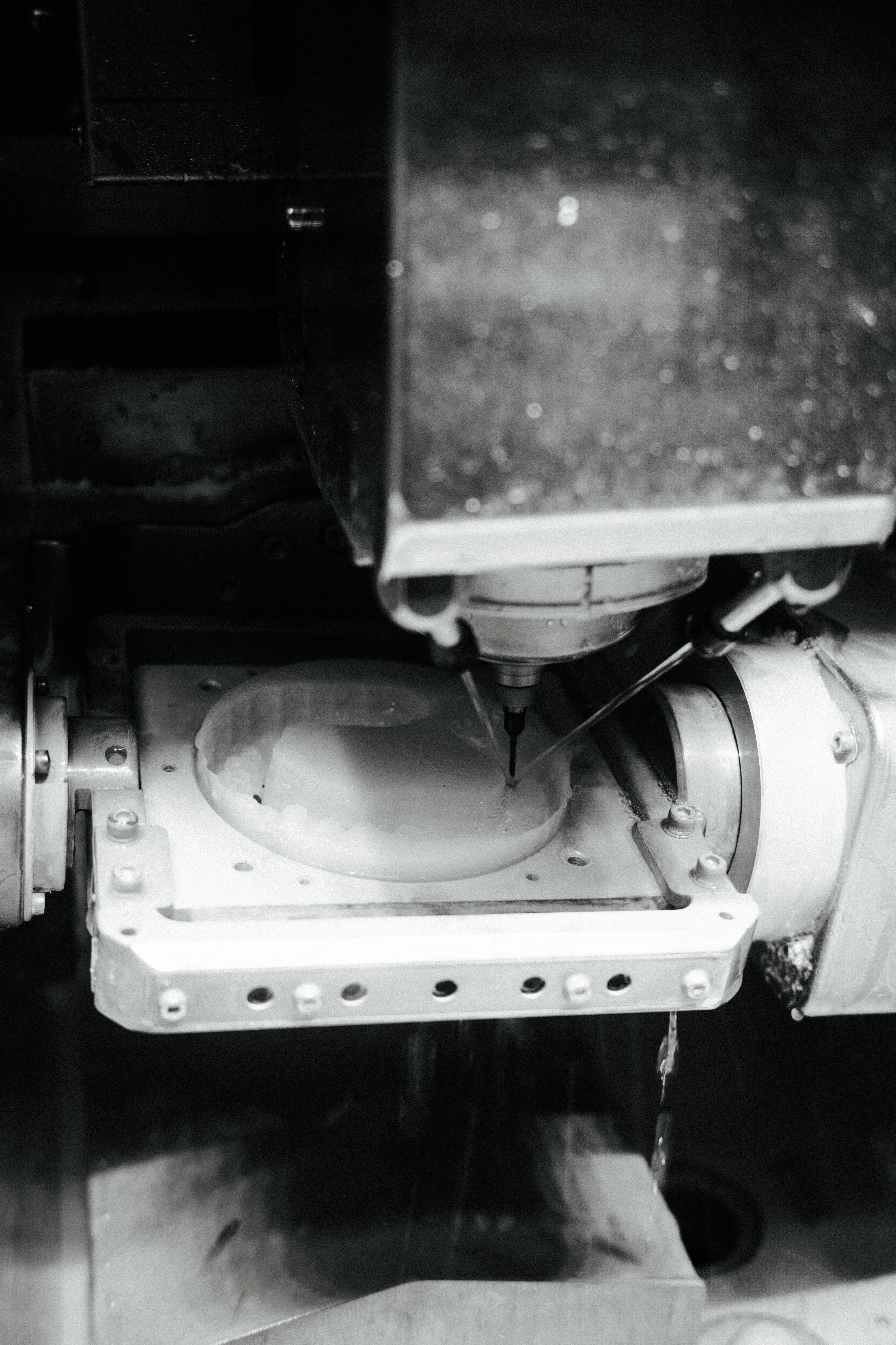 5-axis mill spindle cutting zirconia